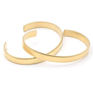 Bracelets en Acier Inoxydable : Style, Robustesse et Élégance