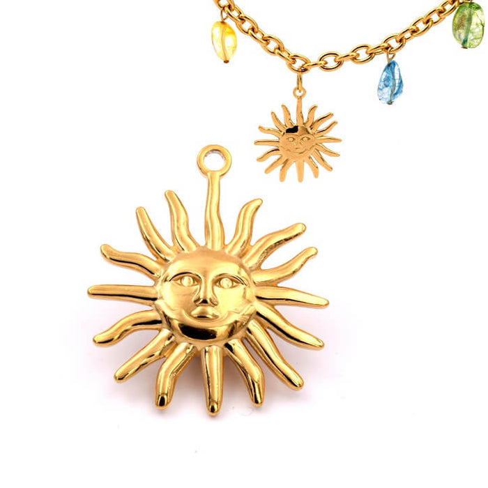 Pendentif soleil acier inoxydable doré 27mm (1)