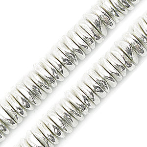 Perles chips laiton métal Argenté sur fil 6x2mm (1)