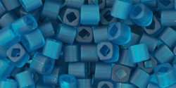 cc7bdf - perles Toho cube 3mm transparent-frosted teal (10g)