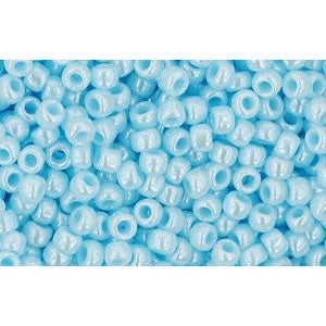 cc124 - perles de rocaille Toho 11/0 opaque lustered pale blue (10g)