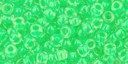 cc805 - perles de rocaille Toho 8/0 luminous neon green (10g)