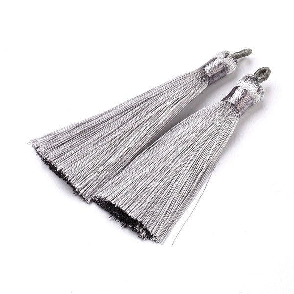 VAPKER Lot de 20 pompons à coudre en fil soyeux avec tête d'ananas - Pour porte-clés, boucles d'oreilles, bijoux, loisirs créatifs - 15 cm - Bleu ciel