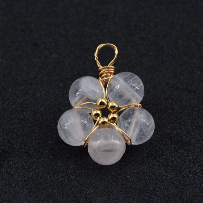 Pendentif fleur perles quartz rose et cuivre doré 17mm - Trou 3mm (1)