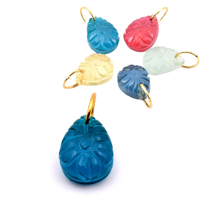 Pendentif goutte imitation Apatite sculpté fleur 16x12mm et anneau laiton doré (1)