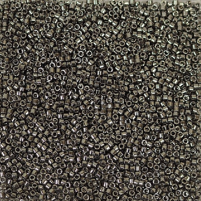 DB021 - 11/0 delica STEEL - Trou: 0,8mm (5g)