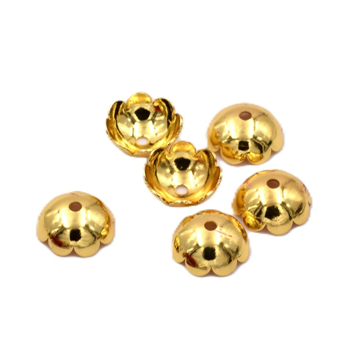 Coquilles fleur en laiton doré 8mm - Trou 1mm (6)