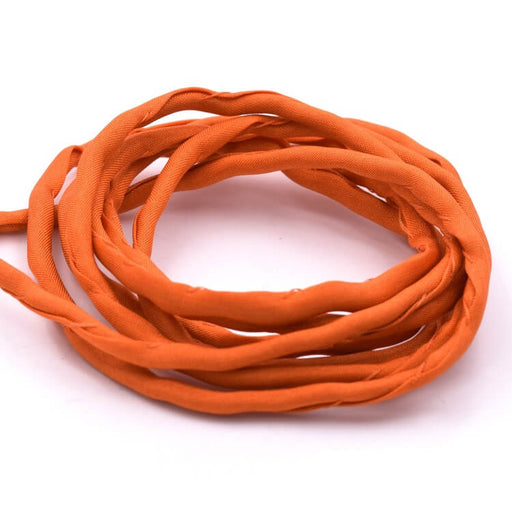 Cordon de Soie Naturelle Teinture Main Orange Carotte 2mm (1m)