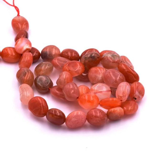 Perle nugget arrondi agate rouge teintée naturelle 8-13x7-8mm (1fil-39cm)