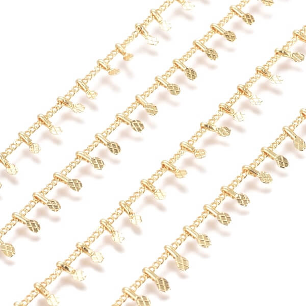 Chaine doré or fin qualité 18K qualité - petites breloques picot 5mm (50cm)