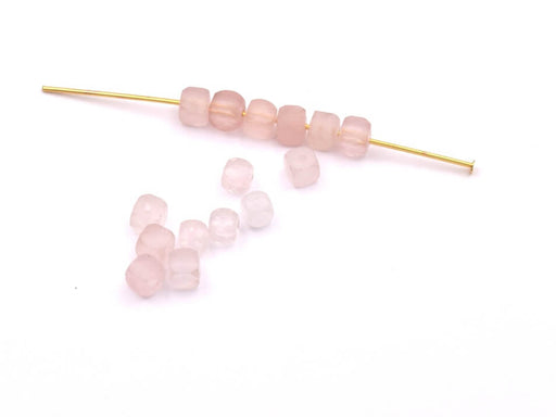 Perles cube à facettes Quartz Rose 4mm trou: 0.6mm (10)
